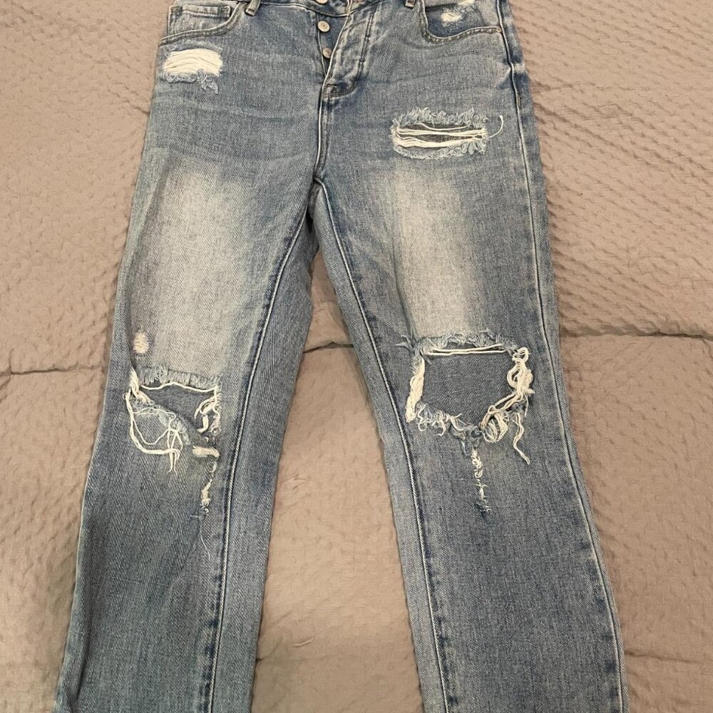 Pacsun Light-Washed Ripped Mom Jeans Size 26 Waist
